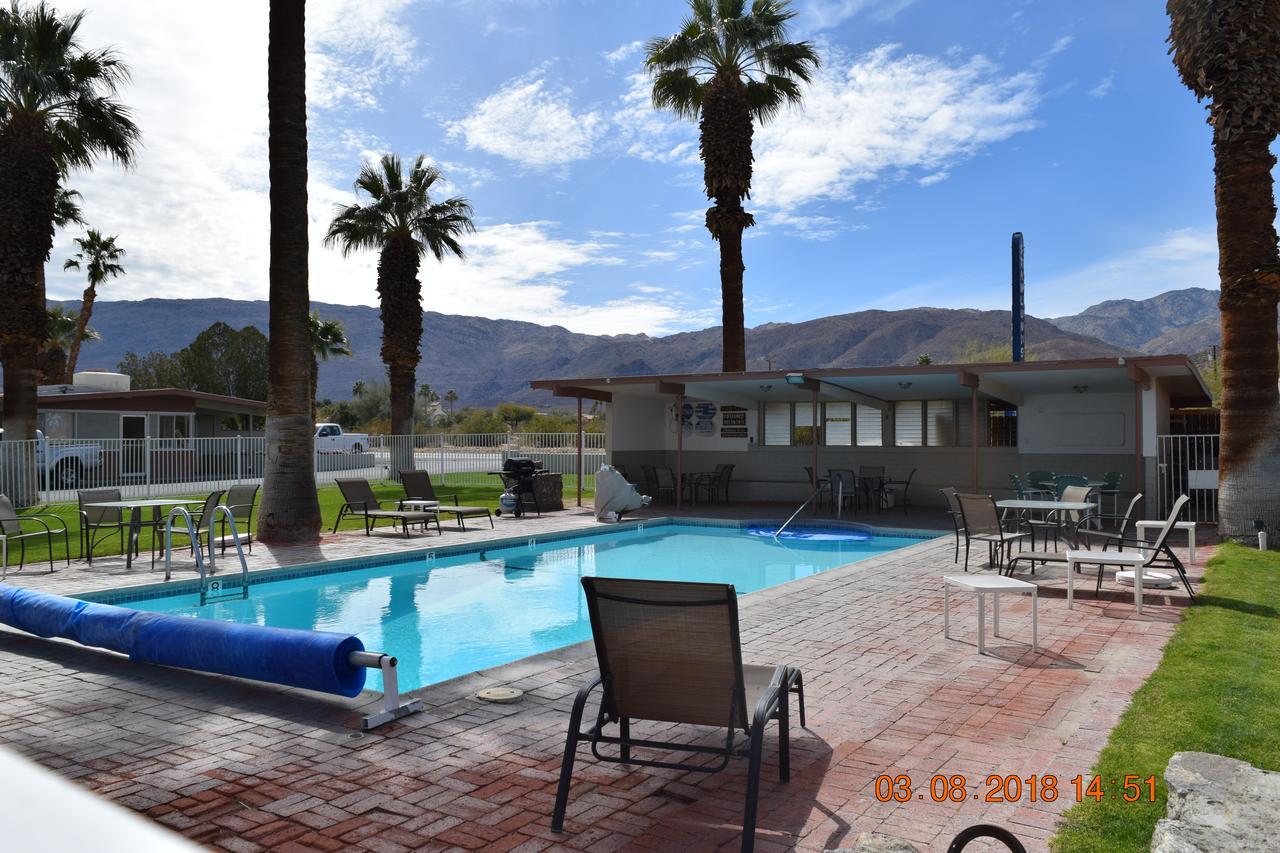 Stanlunds Inn And Suites Borrego Springs Buitenkant foto