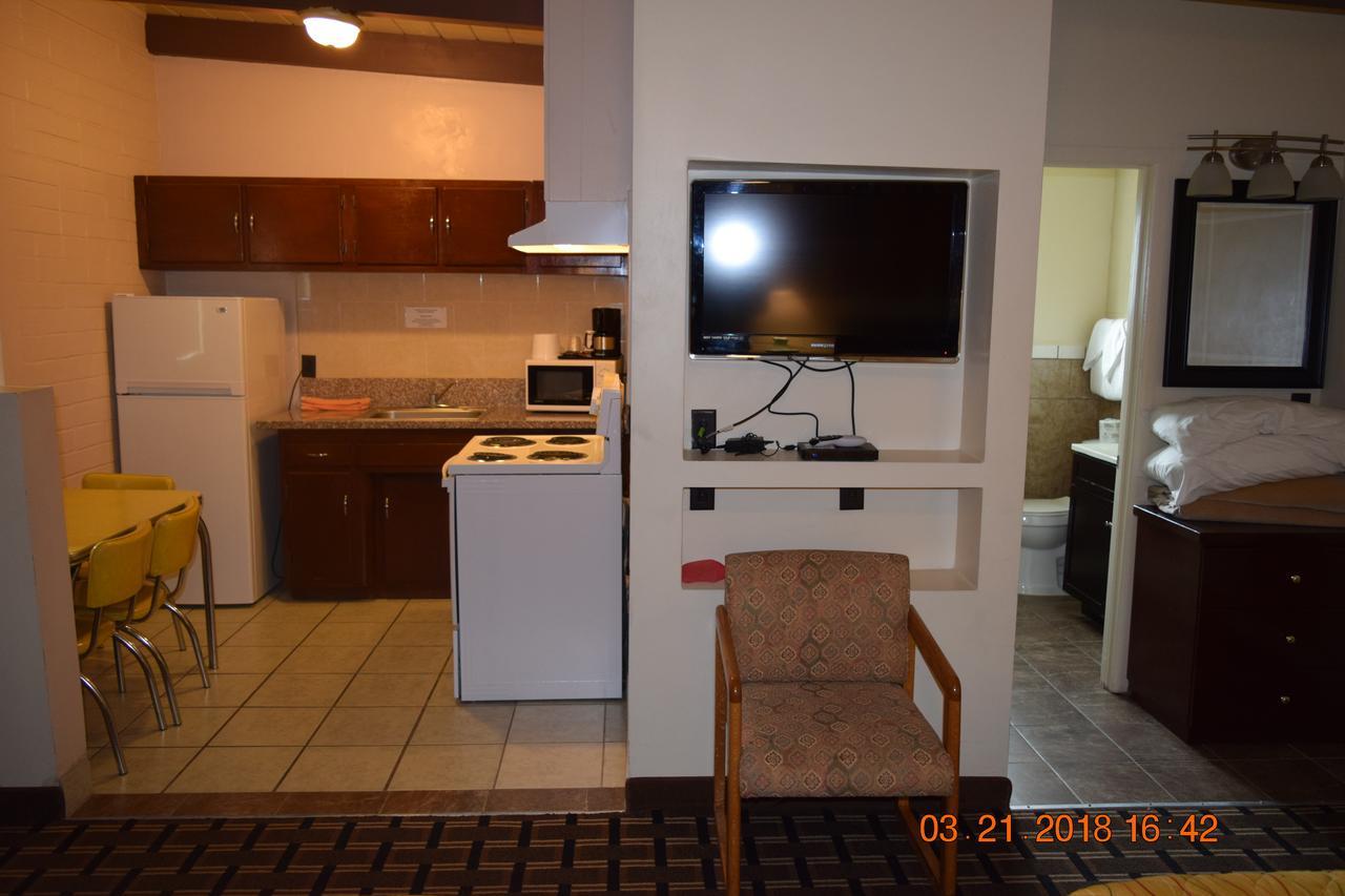 Stanlunds Inn And Suites Borrego Springs Buitenkant foto