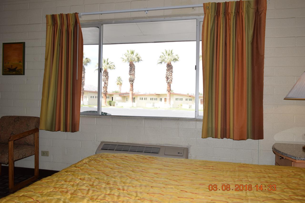 Stanlunds Inn And Suites Borrego Springs Buitenkant foto