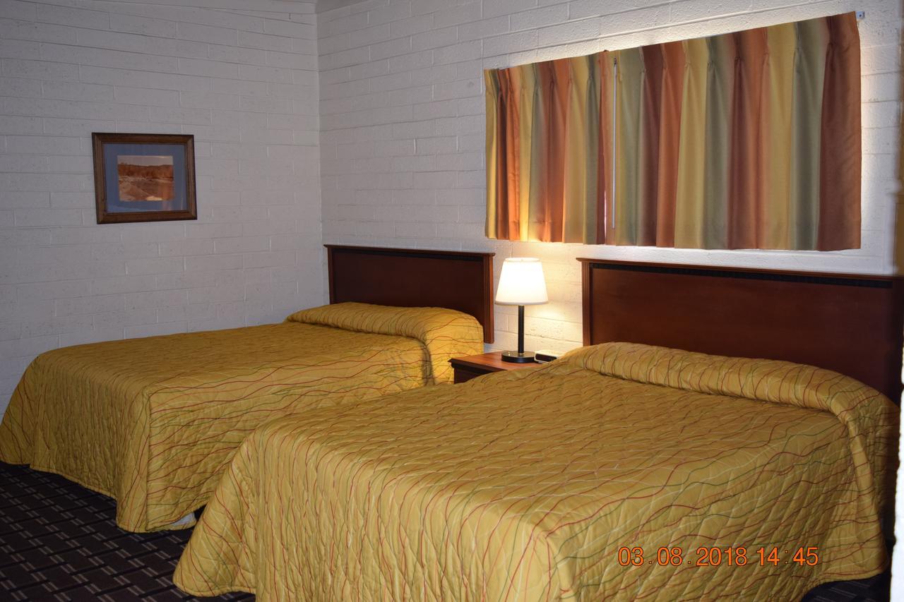 Stanlunds Inn And Suites Borrego Springs Buitenkant foto