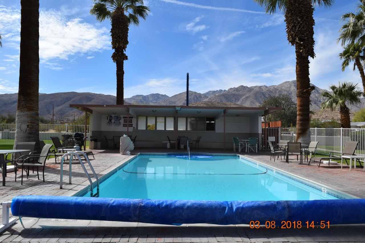 Stanlunds Inn And Suites Borrego Springs Buitenkant foto