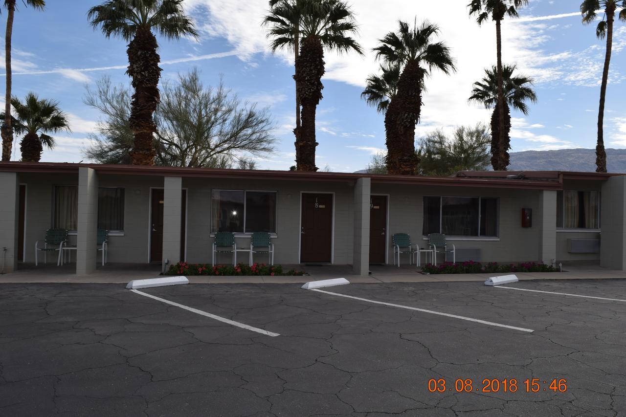 Stanlunds Inn And Suites Borrego Springs Buitenkant foto