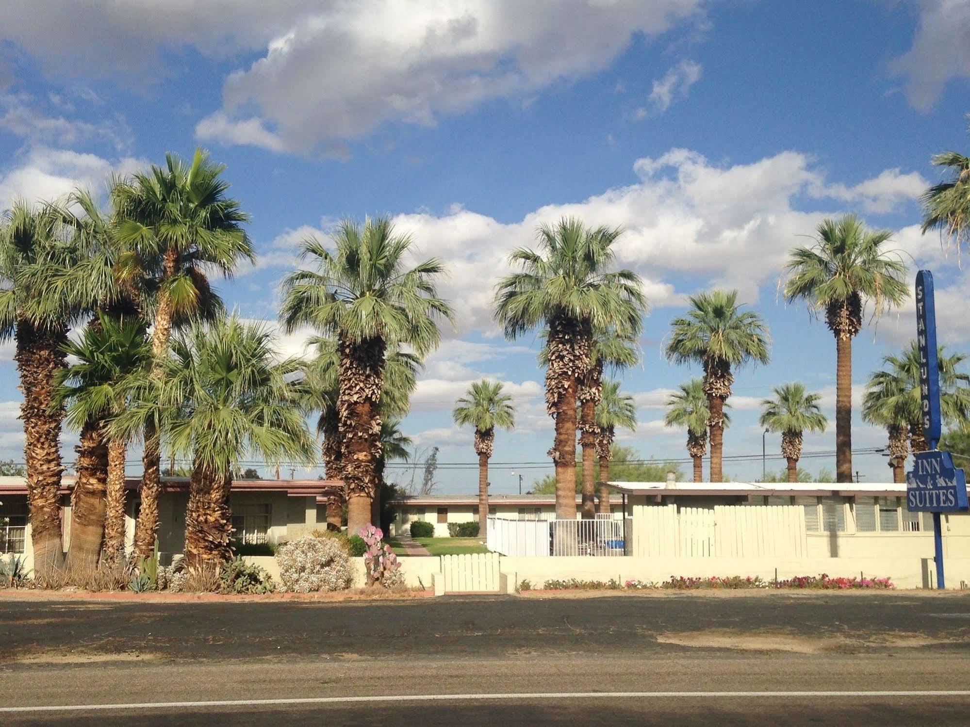 Stanlunds Inn And Suites Borrego Springs Buitenkant foto